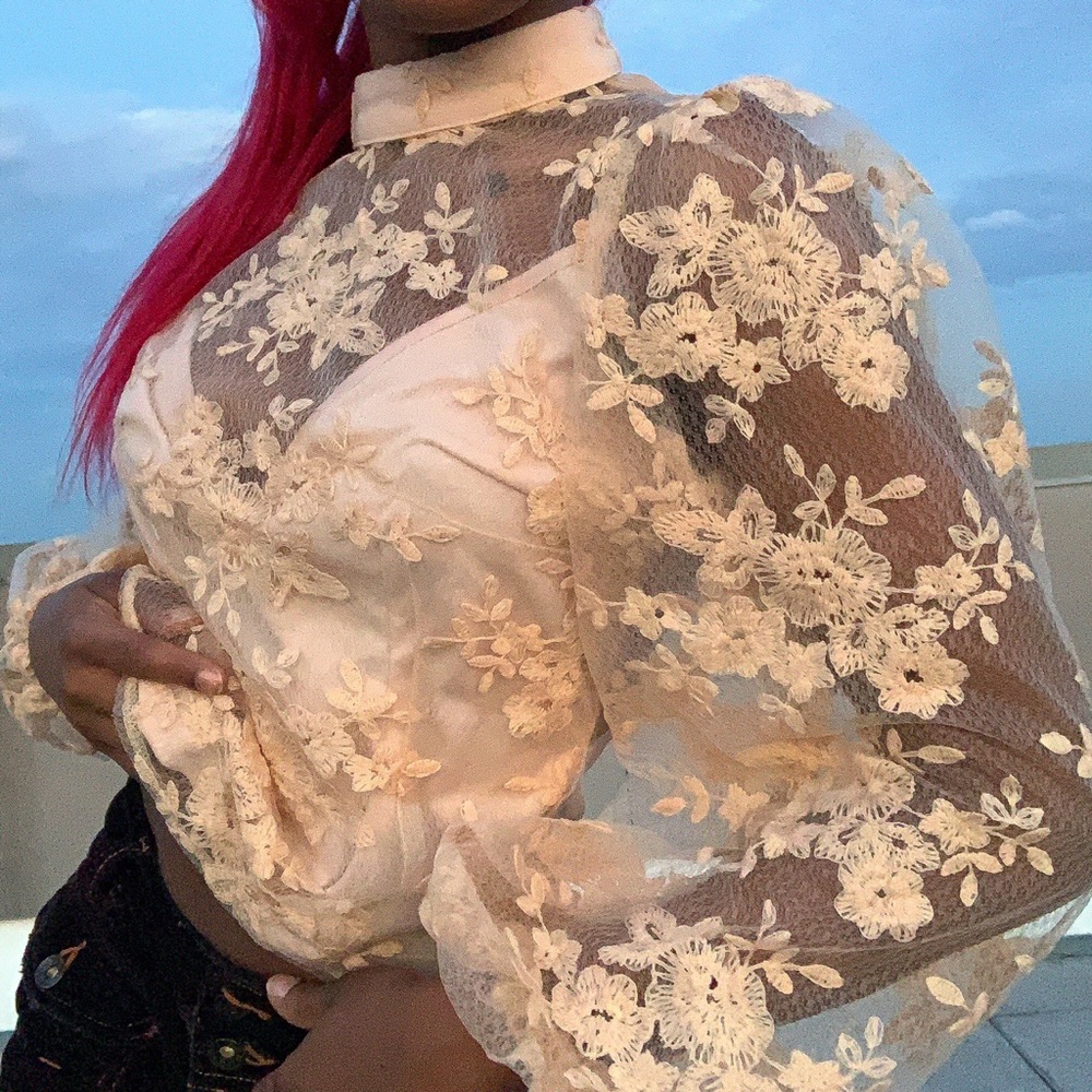 FLORAL MOCK-NECK TOP